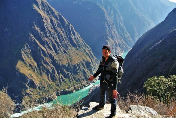 Hiking the Tiger Leaping Gorge in China