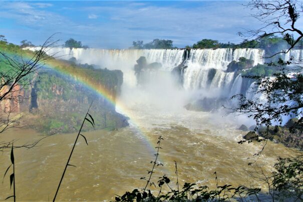 Iguazú Falls: the largest waterfall in the world